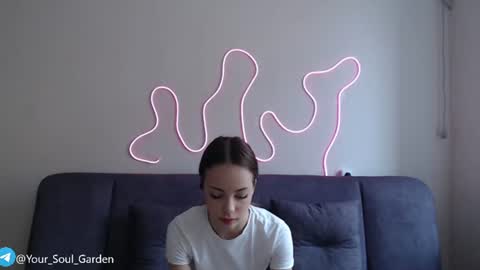 Zoe online show from August 2026 11:14:01 PM