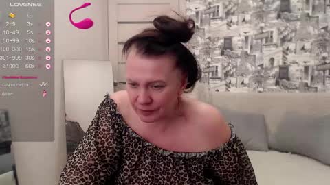 Ammy online show from April 2026 12:42:02 PM