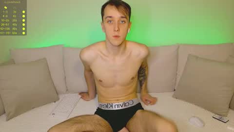 Snapshot of your_super_hero chatting on December 2025 03:37:02 AM Alex online show from December 2025 03:37:02 AM