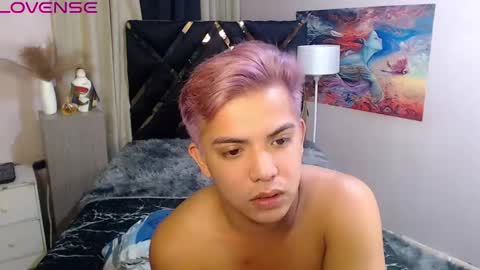 Snapshot of yourasian_bradley chatting on October 2025 01:51:01 PM yourasian_bradley online show from October 2025 01:51:01 PM