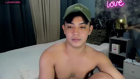 Snapshot of yourasian_bradley chatting on November 2025 01:50:02 AM yourasian_bradley online show from November 2025 01:50:02 AM