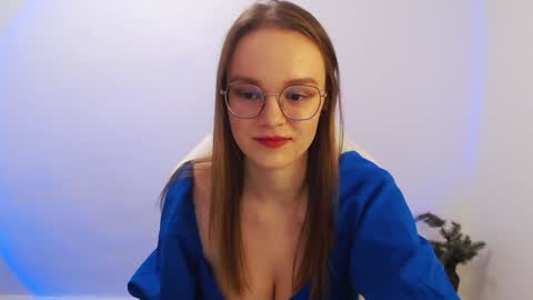 Lana online show from January 2025 09:13:01 PM