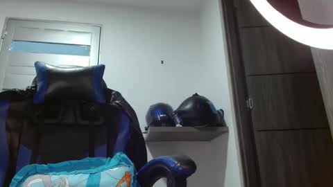 Snapshot of yourfavorite_bigclit chatting on June 2026 03:34:01 AM yourfavorite_bigclit online show from June 2026 03:34:01 AM