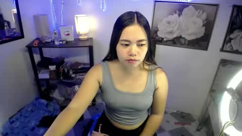 yourmy_sunshine online show from June 2026 07:03:02 AM