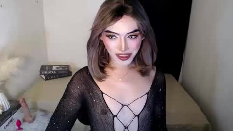 Snapshot of yournaughtykendal chatting on May 2026 08:15:01 PM TIFFANY SUCKING QUEEN online show from May 2026 08:15:01 PM