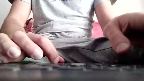 Snapshot of yoursexymr chatting on October 2025 02:08:02 PM Mark online show from October 2025 02:08:02 PM