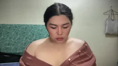 LALA online show from April 2026 05:38:01 AM