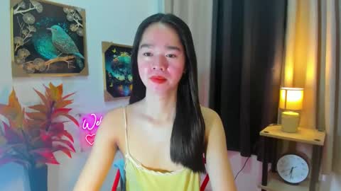 yourtinybunny online show from April 2026 10:55:01 AM