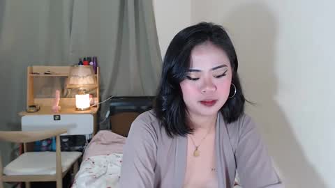 Im Yumekodont forget to followthumbs up and tip me online show from April 2026 07:11:02 PM