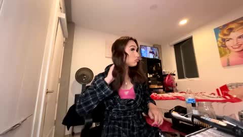 BbyTSSLut online show from April 2026 03:00:01 AM