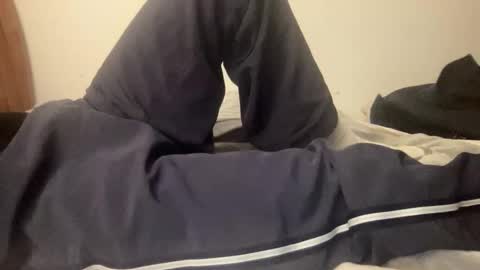 yungwolf69 online show from December 2025 08:12:01 AM