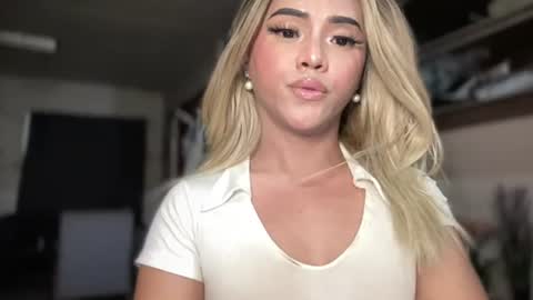 Snapshot of yvonne_guidotti chatting on July 2026 08:18:02 PM Miss Cali online show from July 2026 08:18:02 PM