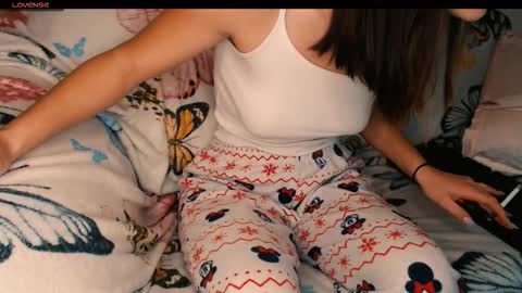 Snapshot of yzza_suave chatting on November 2025 11:20:01 AM yzza_suave online show from November 2025 11:20:01 AM