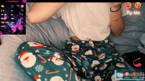 Snapshot of yzza_suave chatting on January 2026 03:05:02 PM yzza_suave online show from January 2026 03:05:02 PM