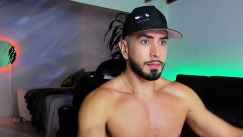Zac  Jhordan online show from December 2024 07:56:01 PM