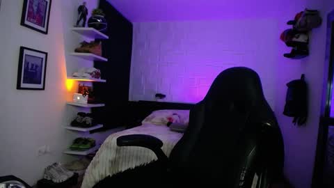 zac_muller1 online show from March 2026 02:04:02 AM