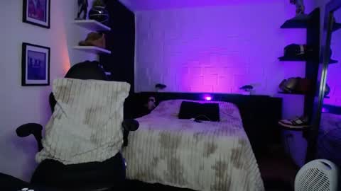Snapshot of zac_muller1 chatting on June 2026 01:06:01 AM zac_muller1 online show from June 2026 01:06:01 AM