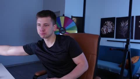 ZACK GILLIAN online show from May 2026 04:23:02 PM