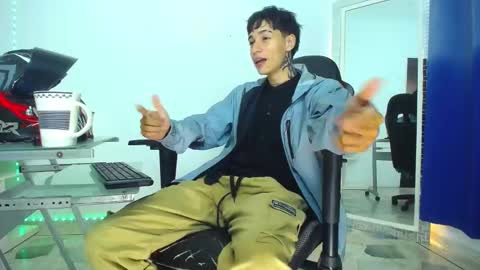 zack online show from December 2024 11:17:01 PM