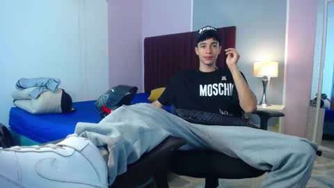 zack online show from January 2025 04:00:01 PM