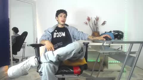 zack online show from January 2025 01:29:01 PM