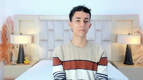 zahir_ashar online show from April 2026 11:32:02 PM