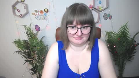 zannadreil online show from April 2026 06:56:01 PM