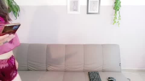 zara_fire online show from July 2026 09:21:01 PM