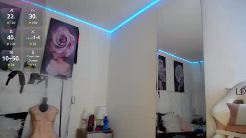 Zarah online show from March 2026 02:44:01 PM