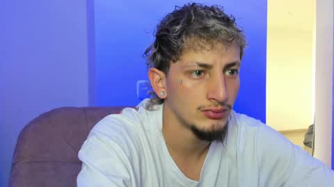 Snapshot of zarcoox chatting on April 2026 09:15:02 PM Zarcoo online show from April 2026 09:15:02 PM