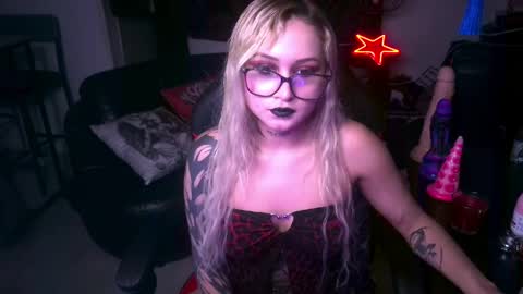 sweta online show from April 2026 10:22:02 PM