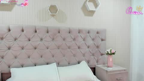 Zarina Waynne online show from May 2026 02:15:02 PM