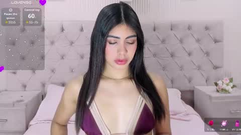 Zarina Waynne online show from June 2026 02:43:02 PM