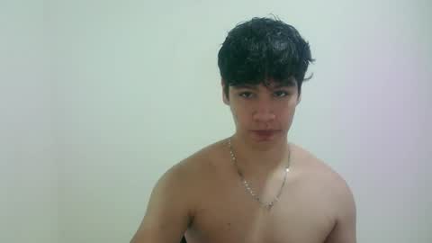 zeus_183 online show from March 2026 01:50:01 AM