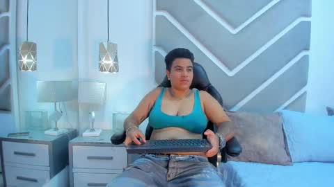 Snapshot of zeussmithh chatting on October 2025 01:41:02 PM zeussmithh online show from October 2025 01:41:02 PM