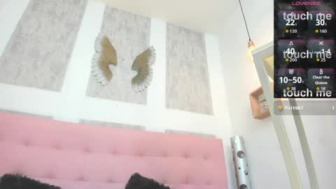 ZHAMIRA  ANDRES online show from March 2026 10:44:01 PM