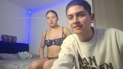 Snapshot of zhara_and_logan chatting on June 2026 12:18:02 PM Zhara and logan online show from June 2026 12:18:02 PM