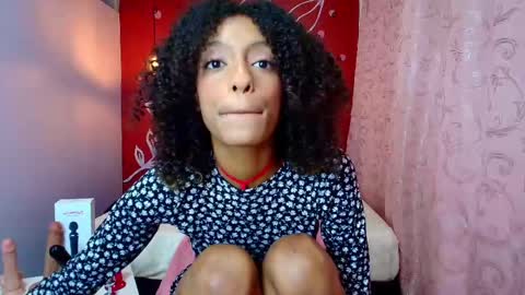 Zia Green online show from February 2025 06:41:01 PM