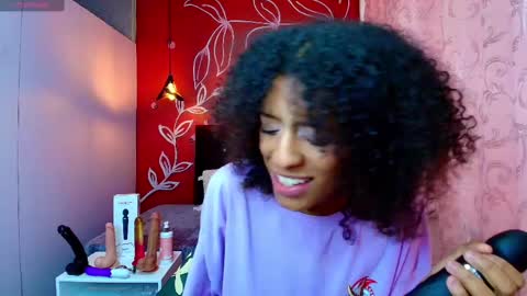 Zia Green online show from March 2025 03:02:01 PM