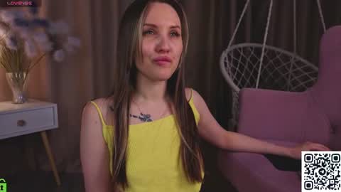 Snapshot of zlata__fox chatting on June 2026 05:06:02 PM Zlata Mon Tue Thu Fri Sun Sa GMT 3 0000pm - 0600pm online show from June 2026 05:06:02 PM
