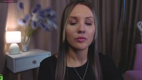 Snapshot of zlata__fox chatting on July 2026 09:59:01 AM Zlata Mon Tue Thu Fri Sun Sa GMT 3 0000pm - 0600pm online show from July 2026 09:59:01 AM