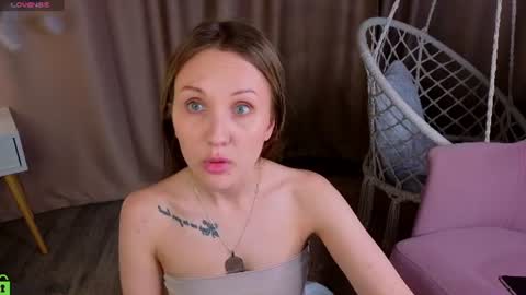 Snapshot of zlata__fox chatting on July 2026 09:26:01 AM Zlata Mon Tue Thu Fri Sun Sa GMT 3 0000pm - 0600pm online show from July 2026 09:26:01 AM