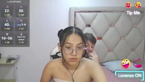 Snapshot of zoe_and_jackk_ chatting on May 2026 08:14:02 PM ZOE AND JACK online show from May 2026 08:14:02 PM