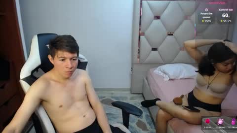 Snapshot of zoe_and_jackk_ chatting on May 2026 08:36:02 PM ZOE AND JACK online show from May 2026 08:36:02 PM