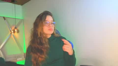 Snapshot of zoe_dear chatting on May 2026 01:40:01 PM zoe_dear online show from May 2026 01:40:01 PM