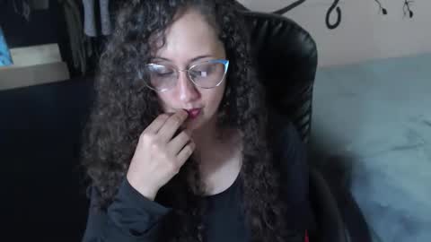 Zoe Koller online show from May 2026 04:01:01 PM