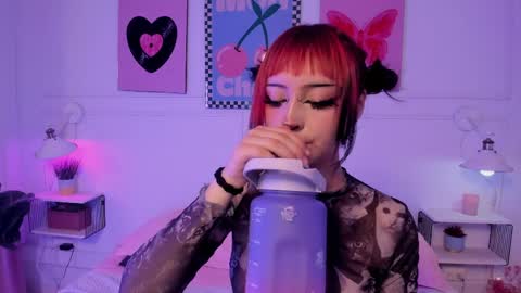 Zoe Lynch online show from April 2026 12:25:01 PM