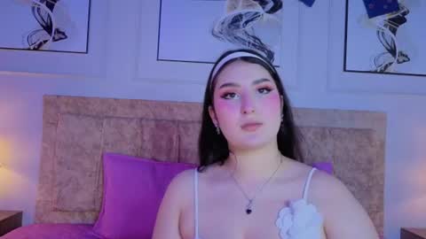 zoe_moon__ online show from July 2026 11:37:02 AM