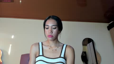 Zoe online show from April 2026 10:19:02 PM