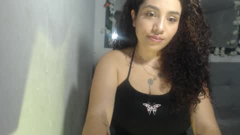 zoe tai online show from November 2025 04:56:02 AM